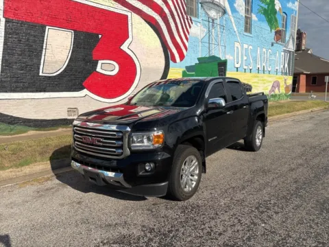 Photos of 2017 GMC Canyon SLT for sale in Des Arc, AR at D3 Auto Sales - Des Arc, AR