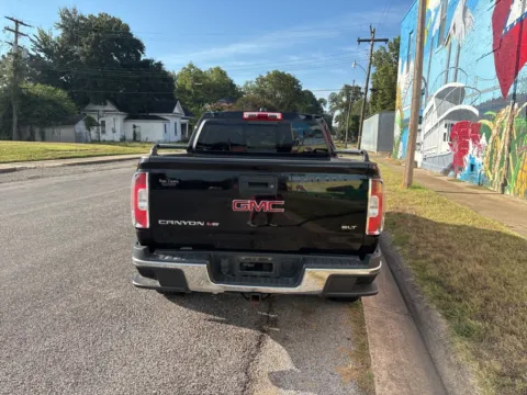 More photos of 2017 GMC Canyon SLT at D3 Auto Sales - Des Arc, AR, AR