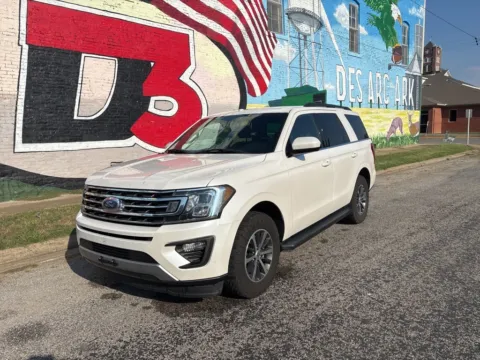Photos of 2019 Ford Expedition XLT for sale in Des Arc, AR at D3 Auto Sales - Des Arc, AR