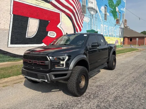 Photos of 2019 Ford F-150 Raptor for sale in Des Arc, AR at D3 Auto Sales - Des Arc, AR