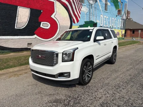 Photos of 2017 GMC Yukon Denali for sale in Des Arc, AR at D3 Auto Sales - Des Arc, AR