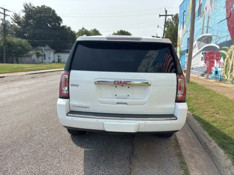 More photos of 2017 GMC Yukon Denali at D3 Auto Sales - Des Arc, AR, AR