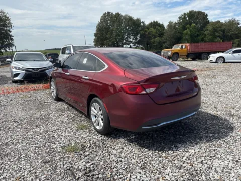 More photos of 2015 Chrysler 200 Limited at D3 Auto Sales - Des Arc, AR, AR