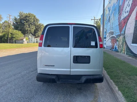 More photos of 2021 Chevrolet Express 3500 LS at D3 Auto Sales - Des Arc, AR, AR