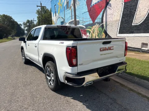More photos of 2023 GMC Sierra 1500 SLE at D3 Auto Sales - Des Arc, AR, AR