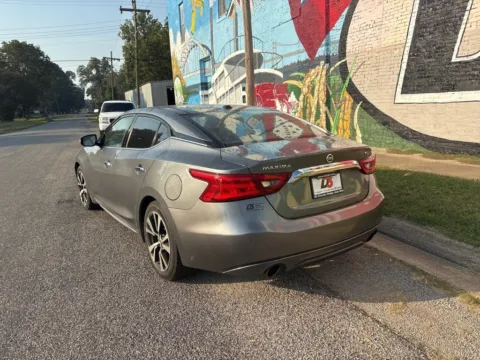 More photos of 2018 Nissan Maxima 3.5 SL at D3 Auto Sales - Des Arc, AR, AR