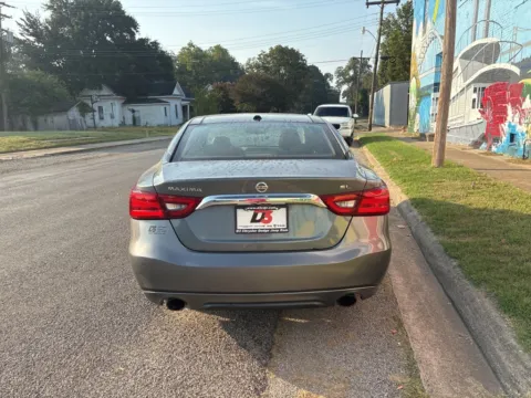 More photos of 2018 Nissan Maxima 3.5 SL at D3 Auto Sales - Des Arc, AR, AR