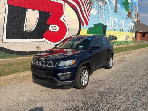 Photos of 2021 Jeep Compass Latitude for sale in Des Arc, AR at D3 Auto Sales - Des Arc, AR