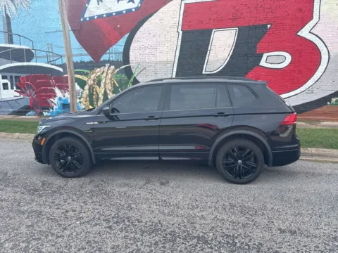Another view of 2022 Volkswagen Tiguan 2.0T SE R-Line Black for sale in Des Arc, AR at D3 Auto Sales - Des Arc, AR
