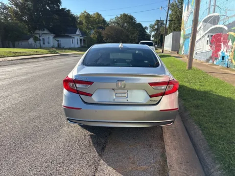 More photos of 2020 Honda Accord Hybrid Touring at D3 Auto Sales - Des Arc, AR, AR