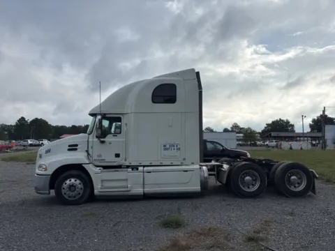 Another view of 2015 Mack Pinnacle for sale in Des Arc, AR at D3 Auto Sales - Des Arc, AR