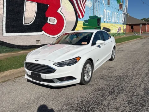 Photos of 2018 Ford Fusion Hybrid SE for sale in Des Arc, AR at D3 Auto Sales - Des Arc, AR