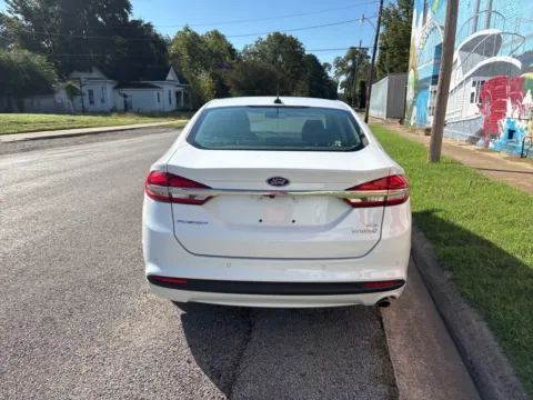 More photos of 2018 Ford Fusion Hybrid SE at D3 Auto Sales - Des Arc, AR, AR