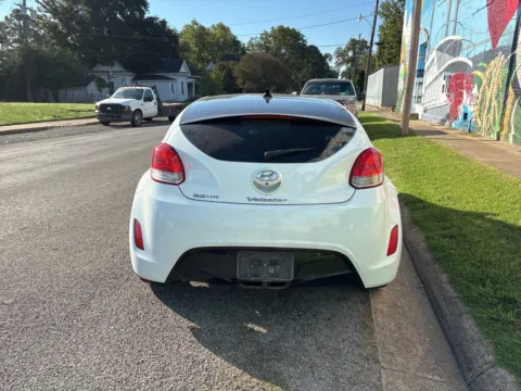 More photos of 2016 Hyundai Veloster at D3 Auto Sales - Des Arc, AR, AR