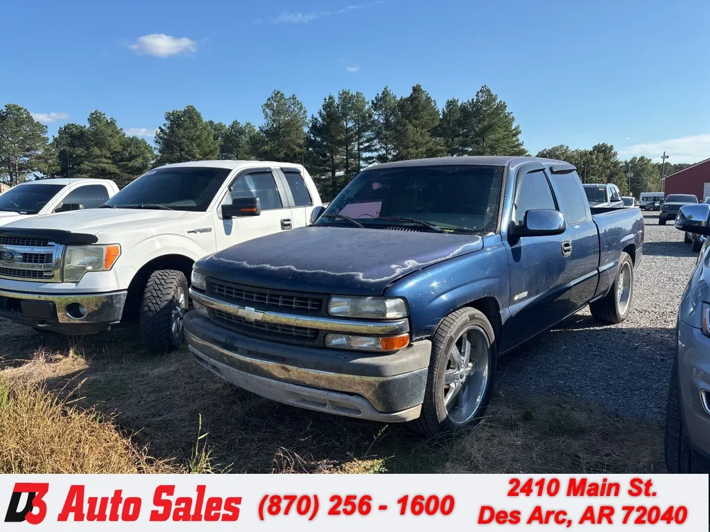 Blue 2000 Chevrolet Silverado 1500 LS for sale in Des Arc, AR