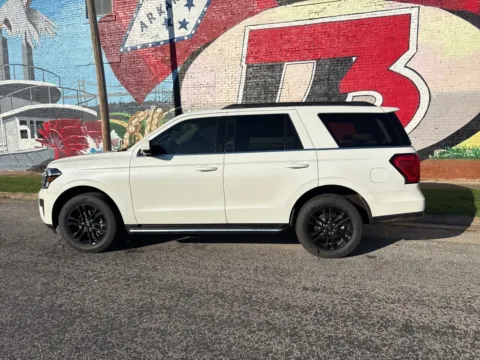 Another view of 2023 Ford Expedition XLT for sale in Des Arc, AR at D3 Auto Sales - Des Arc, AR