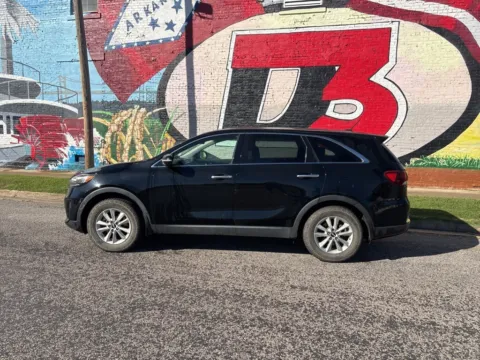 Another view of 2019 Kia Sorento L for sale in Des Arc, AR at D3 Auto Sales - Des Arc, AR