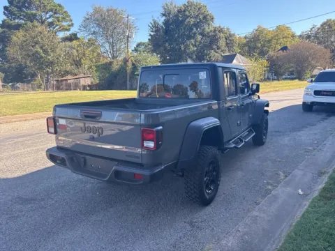 More photos of 2021 Jeep Gladiator Sport at D3 Auto Sales - Des Arc, AR, AR