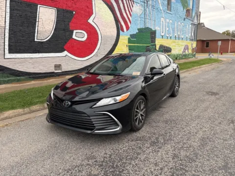 Photos of 2022 Toyota Camry XLE for sale in Des Arc, AR at D3 Auto Sales - Des Arc, AR