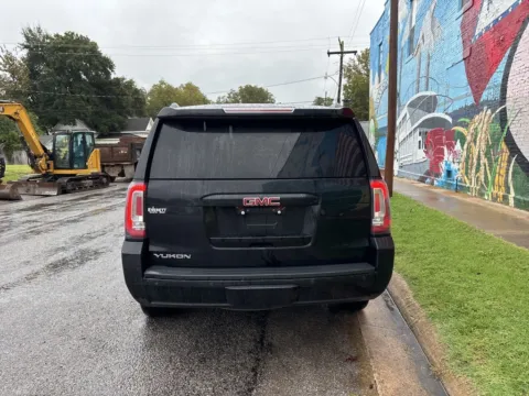 More photos of 2017 GMC Yukon SLE at D3 Auto Sales - Des Arc, AR, AR