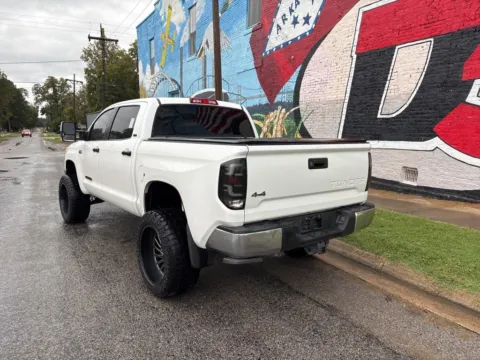 More photos of 2015 Toyota Tundra at D3 Auto Sales - Des Arc, AR, AR