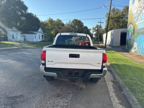 More photos of 2022 Toyota Tacoma SR5 at D3 Auto Sales - Des Arc, AR, AR