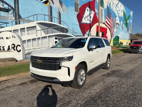 Photos of 2023 Chevrolet Suburban Premier for sale in Des Arc, AR at D3 Auto Sales - Des Arc, AR