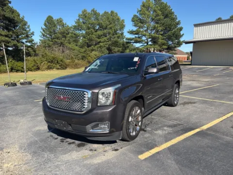 Photos of 2016 GMC Yukon XL Denali for sale in Des Arc, AR at D3 Auto Sales - Des Arc, AR