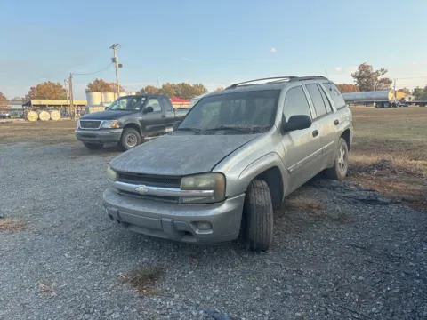 Another view of 2002 Chevrolet TrailBlazer LS for sale in Des Arc, AR at D3 Auto Sales - Des Arc, AR