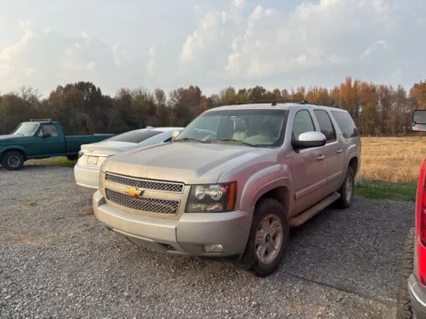 More photos of 2007 Chevrolet Suburban 1500 LT at D3 Auto Sales - Des Arc, AR, AR