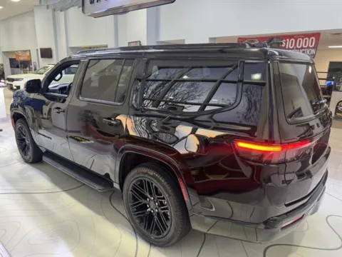 More photos of 2025 Jeep Wagoneer Series II 4x4 at Blackwell Chrysler Dodge Jeep Ram Fiat Kia, VA