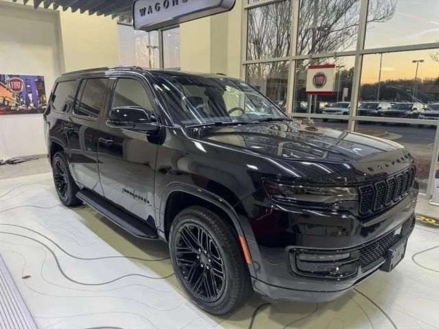 2025 Jeep Wagoneer Series II's photo