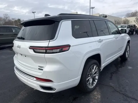 More photos of 2025 Jeep Grand Cherokee L Summit 4x4 at Blackwell Chrysler Dodge Jeep Ram Fiat Kia, VA