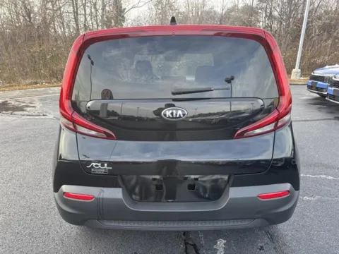 More photos of 2021 Kia Soul LX at Blackwell Chrysler Dodge Jeep Ram Fiat Kia, VA