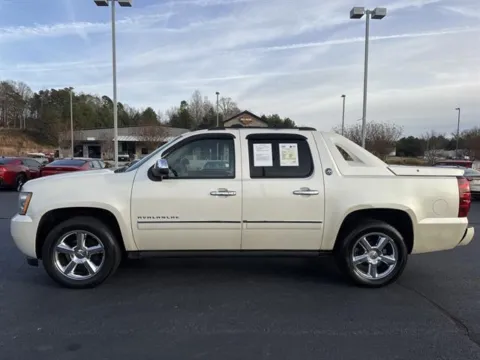 More photos of 2013 Chevrolet Avalanche LTZ Black Diamond at Blackwell Chrysler Dodge Jeep Ram Fiat Kia, VA