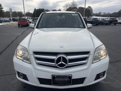 Photos of 2011 Mercedes-Benz GLK 350 4MATIC for sale in Danville, VA at Blackwell Chrysler Dodge Jeep Ram Fiat Kia