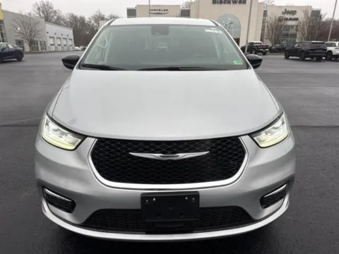 Photos of 2024 Chrysler Pacifica Touring L for sale in Danville, VA at Blackwell Chrysler Dodge Jeep Ram Fiat Kia