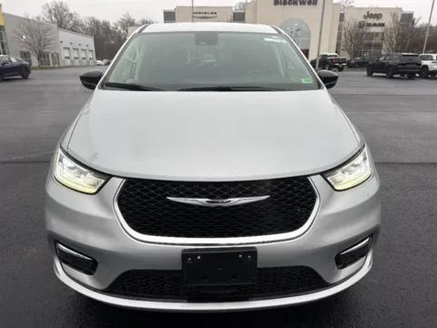 Photos of 2024 Chrysler Pacifica Touring L for sale in Danville, VA at Blackwell Chrysler Dodge Jeep Ram Fiat Kia