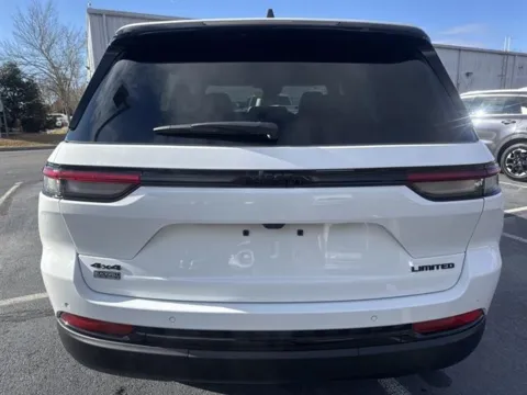 More photos of 2025 Jeep Grand Cherokee Limited 4x4 at Blackwell Chrysler Dodge Jeep Ram Fiat Kia, VA