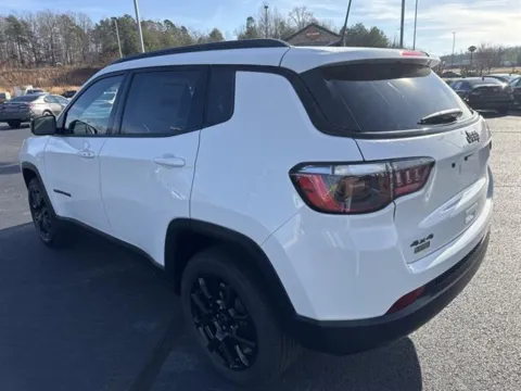 More photos of 2026 Jeep Compass Latitude Altitude at Blackwell Chrysler Dodge Jeep Ram Fiat Kia, VA