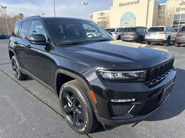 2025 Jeep Grand Cherokee Limited's photo