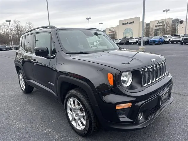 2020 Jeep Renegade Latitude's photo