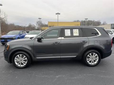 More photos of 2020 Kia Telluride LX at Blackwell Chrysler Dodge Jeep Ram Fiat Kia, VA