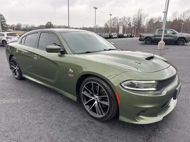 2018 Dodge Charger R/T's photo