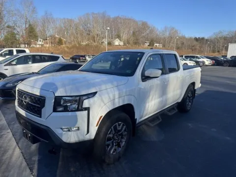 White 2022 Nissan Frontier SV for sale in Danville, VA