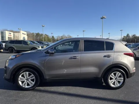 More photos of 2019 Kia Sportage LX at Blackwell Chrysler Dodge Jeep Ram Fiat Kia, VA