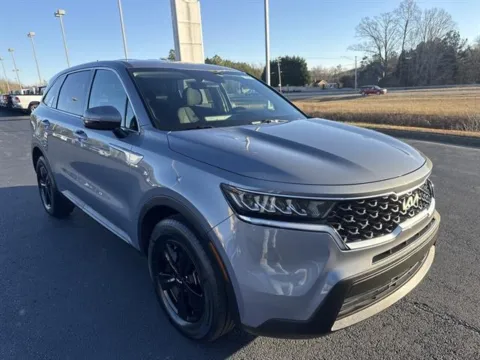 Silver 2022 Kia Sorento LX for sale in Danville, VA
