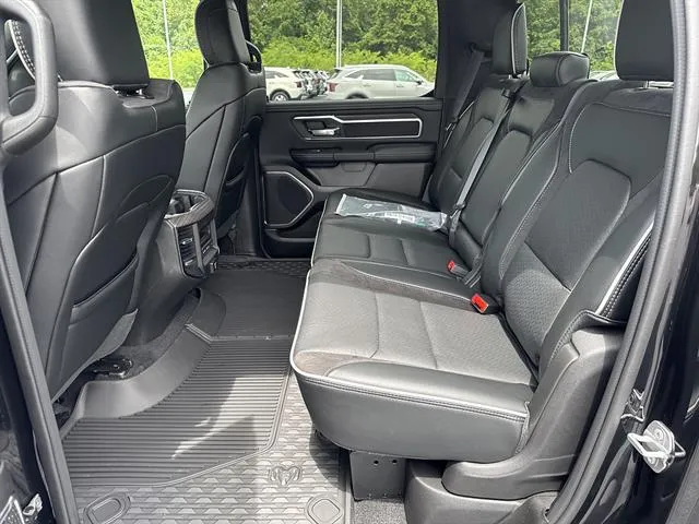 2026 RAM 1500 Laramie - Photo 14