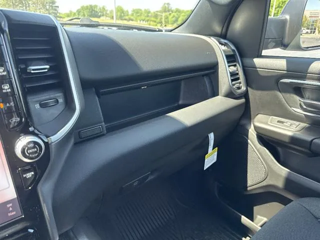 2026 RAM 1500 Big Horn/Lone Star - Photo 12