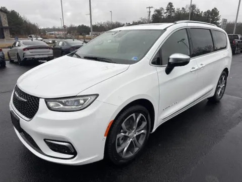 Another view of 2026 Chrysler Pacifica Pinnacle for sale in Danville, VA at Blackwell Chrysler Dodge Jeep Ram Fiat Kia